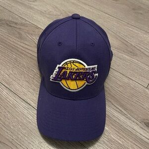 Lakers adidas hat